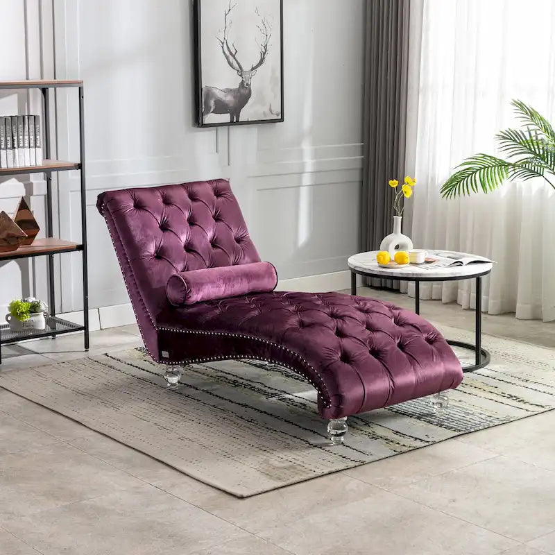 Chaise longue reclinabile imbottita in velluto con bottoni, cuscino e piedini in acrilico