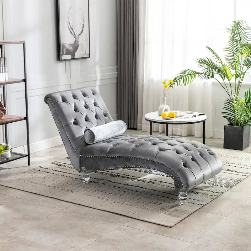 Chaise longue reclinabile imbottita in velluto con bottoni, cuscino e piedini in acrilico