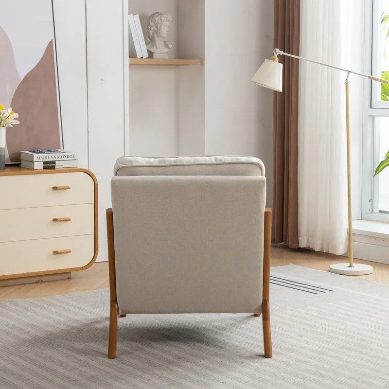 Poltrona decorativa in stile metà secolo in legno massello con rivestimento bouclé e cuscino