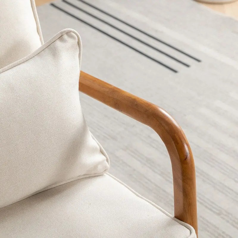 Poltrona decorativa in stile metà secolo in legno massello con rivestimento bouclé e cuscino